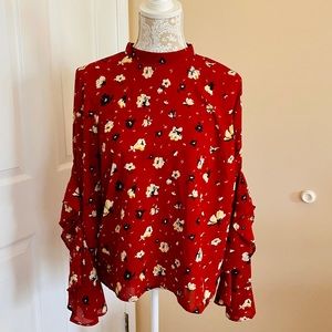 NWT Melló Day Top • Red Floral